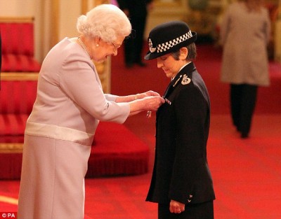 Cressida Dick, who was in charge of the bungled operation that led to the death of innocent Brazilian Jean Charles de Menezes, received the honour during an investiture ceremony at Buckingham Palace in London